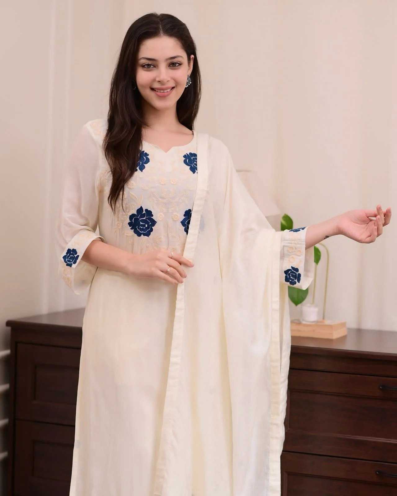 Synthetic Embroidered White Salwar Suit